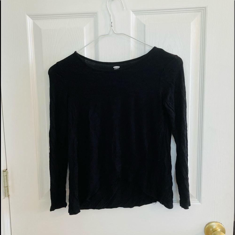 Old navy black shirt
